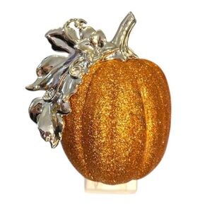 Glitter Pumpkin Wallflower Plug In